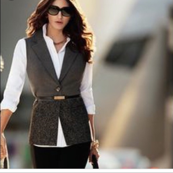 CAbi Jackets & Blazers - Cabi Gray Sleeveless Blazer Style #518 Size Small